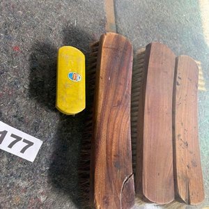Lote de 5 Cepillos para Calzado de Madera y Plástico - imagen 2