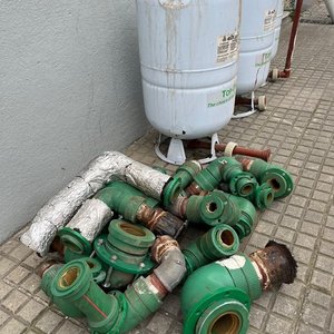 3 Tanques Hidroneumáticos Elbi Top-Pro con Acoples - imagen 2