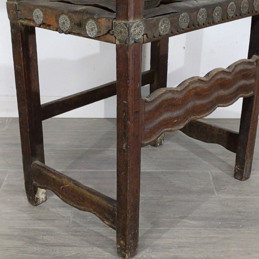 Sitial del siglo XVIII en madera y cuero con diseño campestre - imagen 3