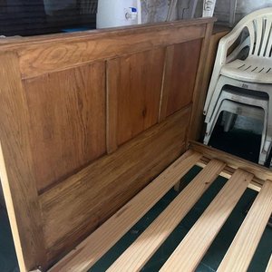 Cama de Plaza y Media de Madera con Elástico - imagen 5