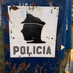 Lote anterior: Cartel de señalización de policial, medidas 60 x 90