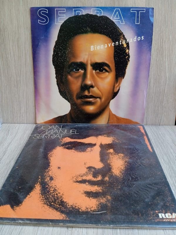 Lote siguiente: Discos LP de Época de Joan Manuel Serrat