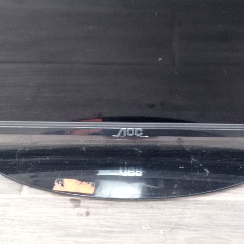 Televisor LED de 32 pulgadas AOC en excelente estado - imagen 2