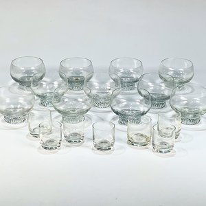 Lote de 18 Piezas de Cristalería: 11 Copas de Postre y 7 Vasos de Licor - imagen 1