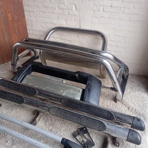 Kit Accesorios Cromados para Toyota Hilux: Estribos Bepo, Defensa y antivuelco - imagen 12