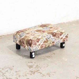 Lote anterior: Reposapiés Tapizado en Gobelino con Diseño Floral