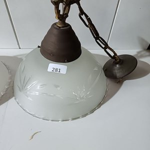 Par de Plafones Antiguos con Cadena y Detalle Grabado - imagen 3