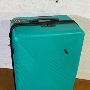 Juego de 3 Valijas Rígidas Turquesa con Ruedas (20, 24 y 28 Pulgadas) - imagen 9