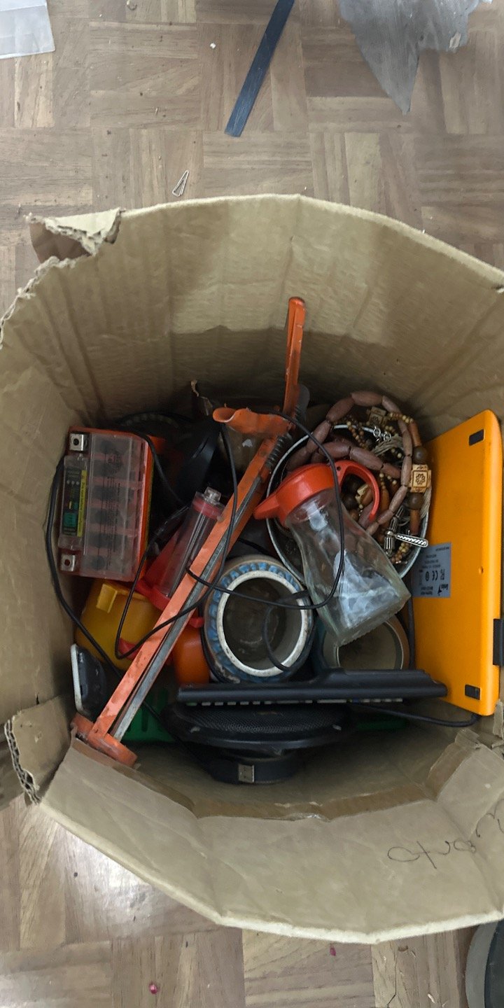 Caja con Varios Artículos Varios