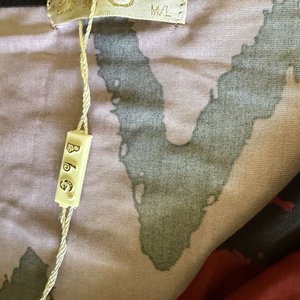 Blusa B&G Talle M/L con Diseño Zigzag - imagen 2