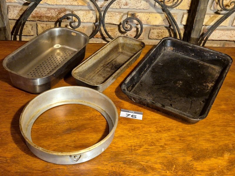 Lote de Asaderas y Moldes Metálicos para Cocina