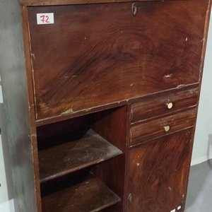 Mueble Antiguo de Madera con 2 Cajones y 2 Puertas - imagen 1