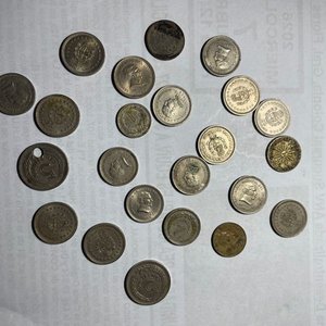 Monedas Plateadas de 1960: Artigas 25 y 2 Centésimos - imagen 2