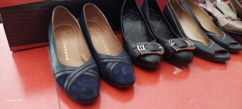 Lotes de calzado para damas en excelente estado - imagen 3