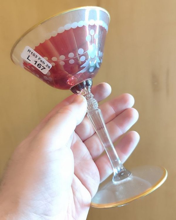 Colección de copas altas de champagne y vasos en tonos rojizos - imagen 4