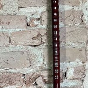 Bastón de Madera Marrón Oscuro con Empuñadura Curva - imagen 5