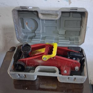 Lote anterior: Gato hidraúlico