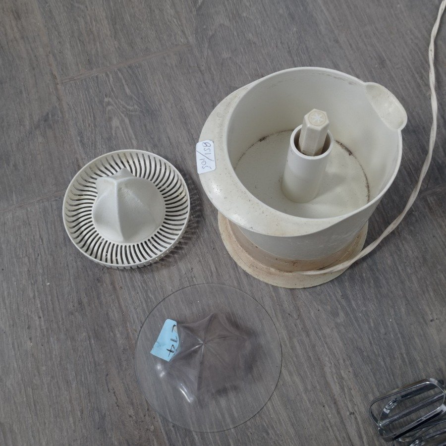 Item 15553 - Image 3