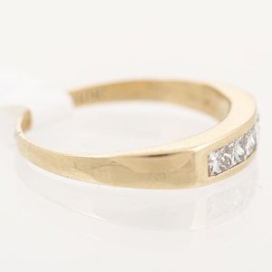 Anillo de Oro 18k con 5 Brillantes Corte Princesa - imagen 2