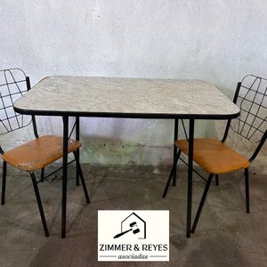 Juego de Mesa con Dos Sillas Metálicas Estilo Retro - imagen 5