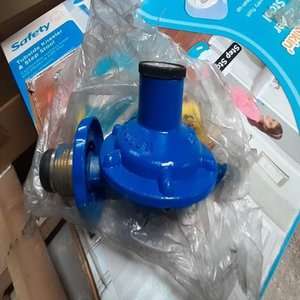 Lote siguiente: Regulador de Gas Azul S/Marca