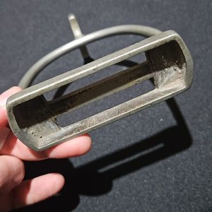 Estribo de Metal Plateado para Montar - imagen 4