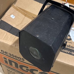 Lote anterior: Foco de Iluminación Negro