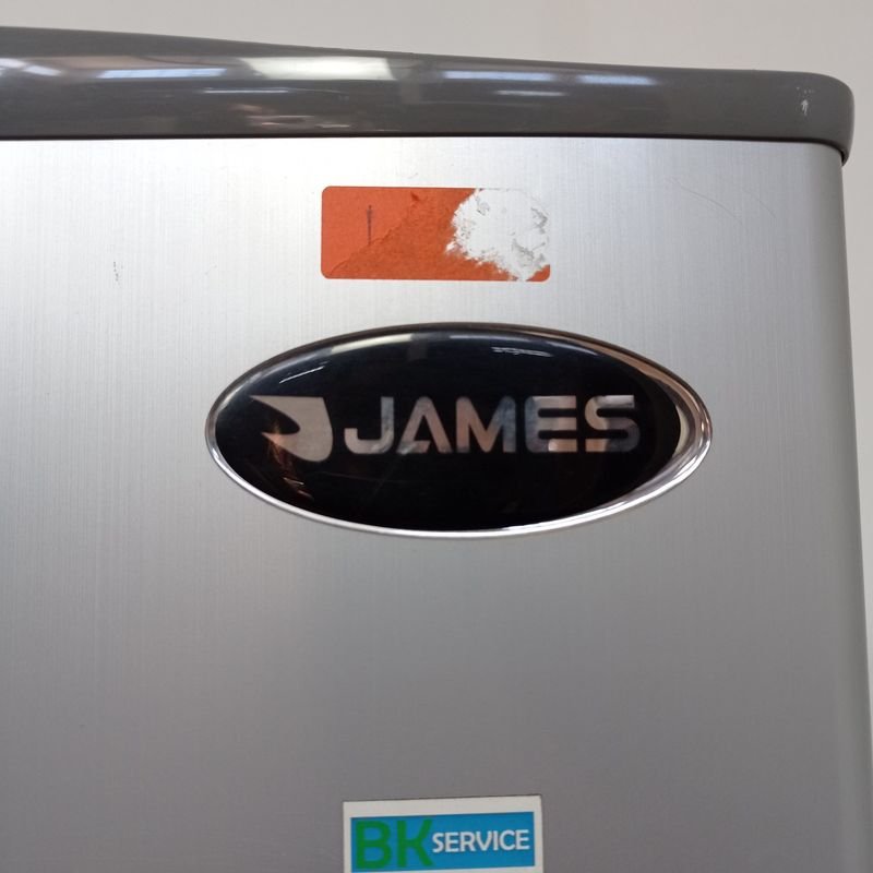 Heladera con freezer marca James en excelente estado - imagen 2