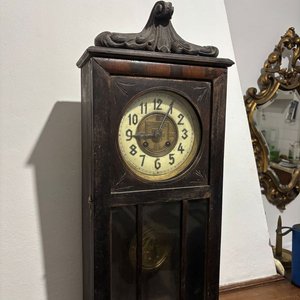 Reloj de Pared Antiguo a Péndulo con Caja de Madera Tallada - imagen 2