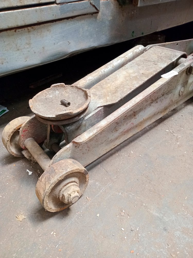 Item 501858 - Image 1