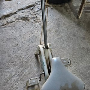 Bicicleta fija - imagen 2