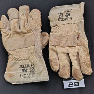 Kit de Construcción: Pistola de Silicona, Nivel, Cepillo y Guantes de Cuero - imagen 6