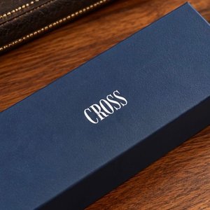 Bolígrafo Cross de Lujo Cromado con Detalles Dorados y Estuche - imagen 3