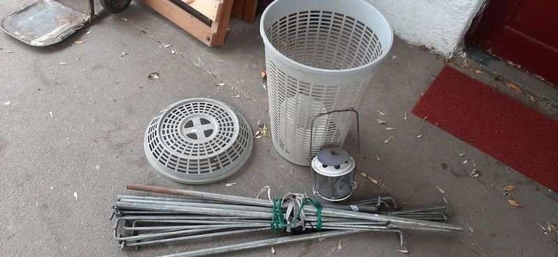 Canasto de PVC con Caños de Piscina y Farol a Gas