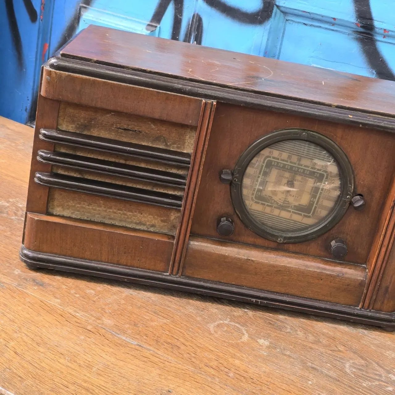 Item lote-02-radio-valvular-no-sintoniza - Image 1