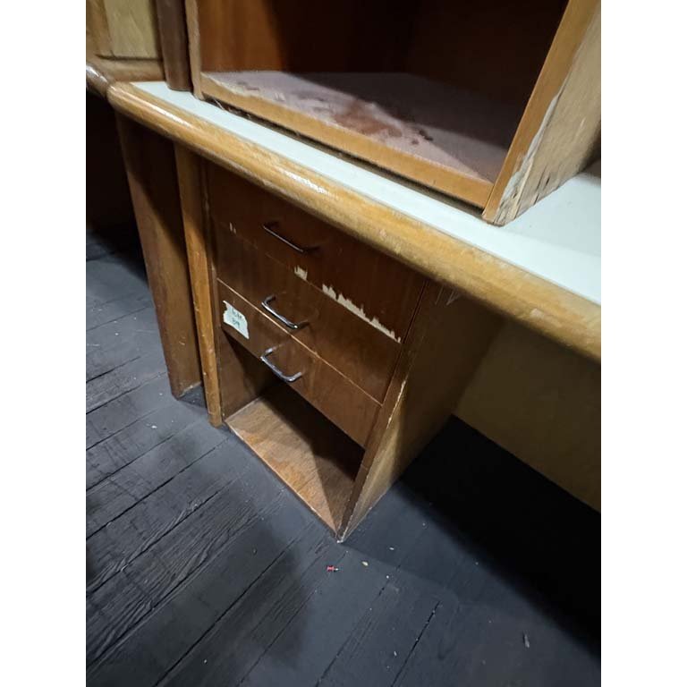 Item 2104683 - Image 1