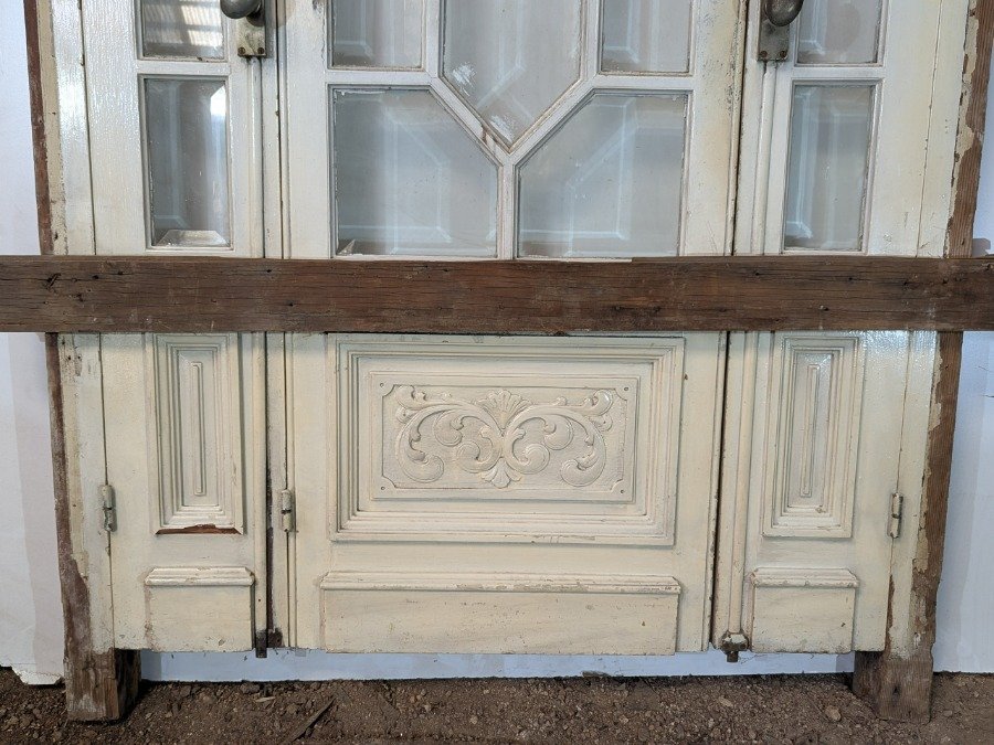 Puerta antigua con diseño de pinotea y vidrios biselados - imagen 7