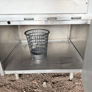 Mueble de Acero Inoxidable con Puerta y Estante Interior - imagen 4