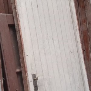 Lote anterior: Puerta de Frente Blanca de Madera Alambriz con Marco Averiado