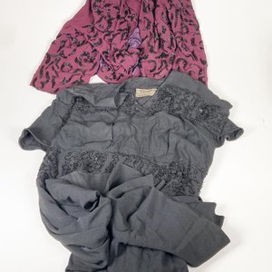 Lote anterior: Vestido Negro de Fiesta con Chaqueta, Mostacillas y Sombrero Antiguo
