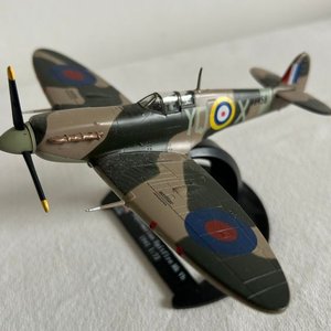 Lote anterior: Maqueta Coleccionable Avión Supermarine Spitfire Mk. Vb Segunda Guerra Mundial Escala 1:72