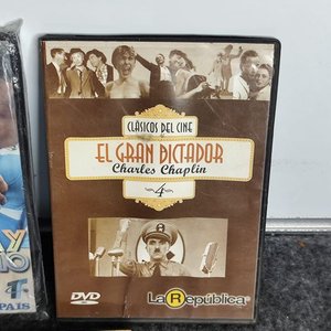 Lote de 3 DVDs: Uruguay Sudáfrica 2010, El Gran Dictador y Juan Pablo El Grande - imagen 4