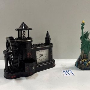 Reloj con Adorno de la Estatua de la Libertad y Molino - imagen 4