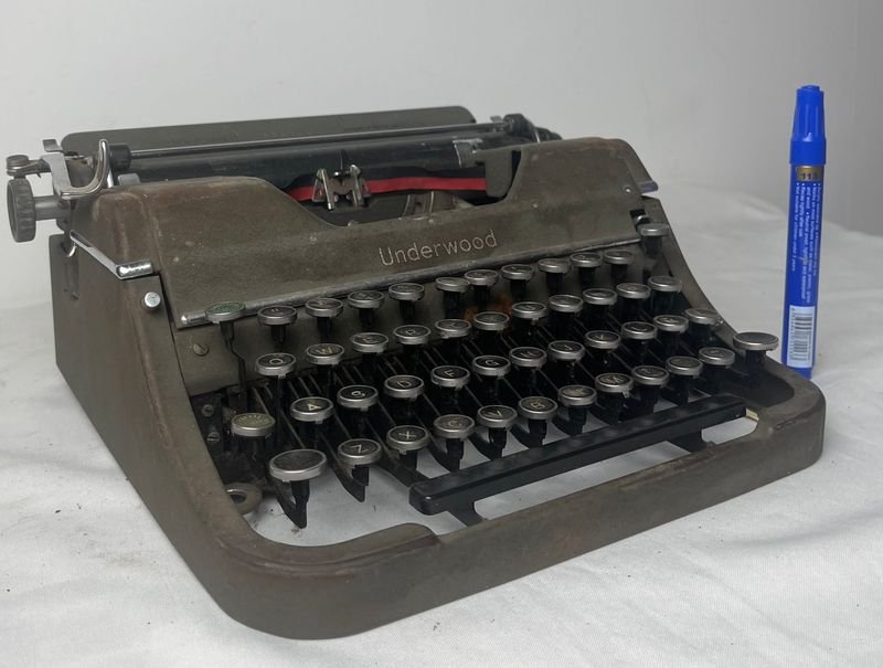 Máquina de escribir clásica para escritura manual - imagen 8