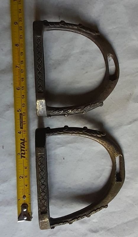 Estribos de latón para caballos - imagen 3