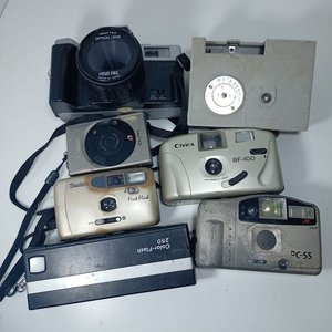 Lote de 6 Cámaras Fotográficas Analógicas y Digitales - imagen 1