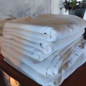 6 Manteles Blancos Grandes para Fiesta - imagen 2