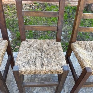 Juego de 4 Sillas de Madera Rústicas con Asiento de Paja - imagen 3