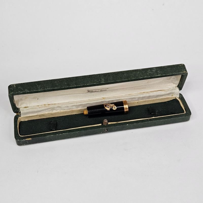 Boquilla con virola e iniciales en oro 18k en su estuche - imagen 3