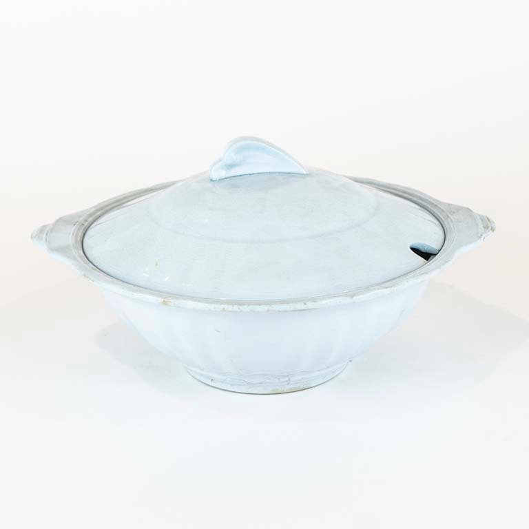 Lote siguiente: Sopera de loza inglesa (manchada) - Medidas: 26cm